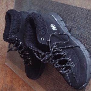 SKECHERS ELITE BLACK SHOE BOOTS.  FABRIC PADDED TOP.  SUEDE -LIKE FINISH.